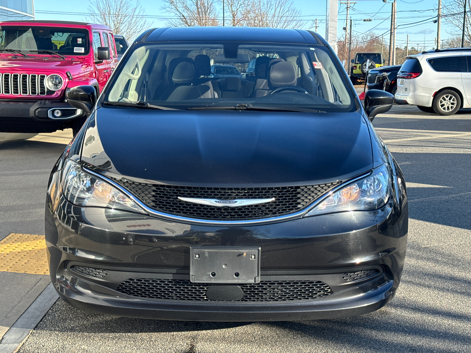 2021 Chrysler Voyager LX 37