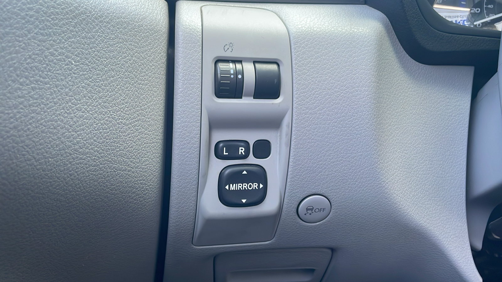2012 Subaru Forester 2.5X 11