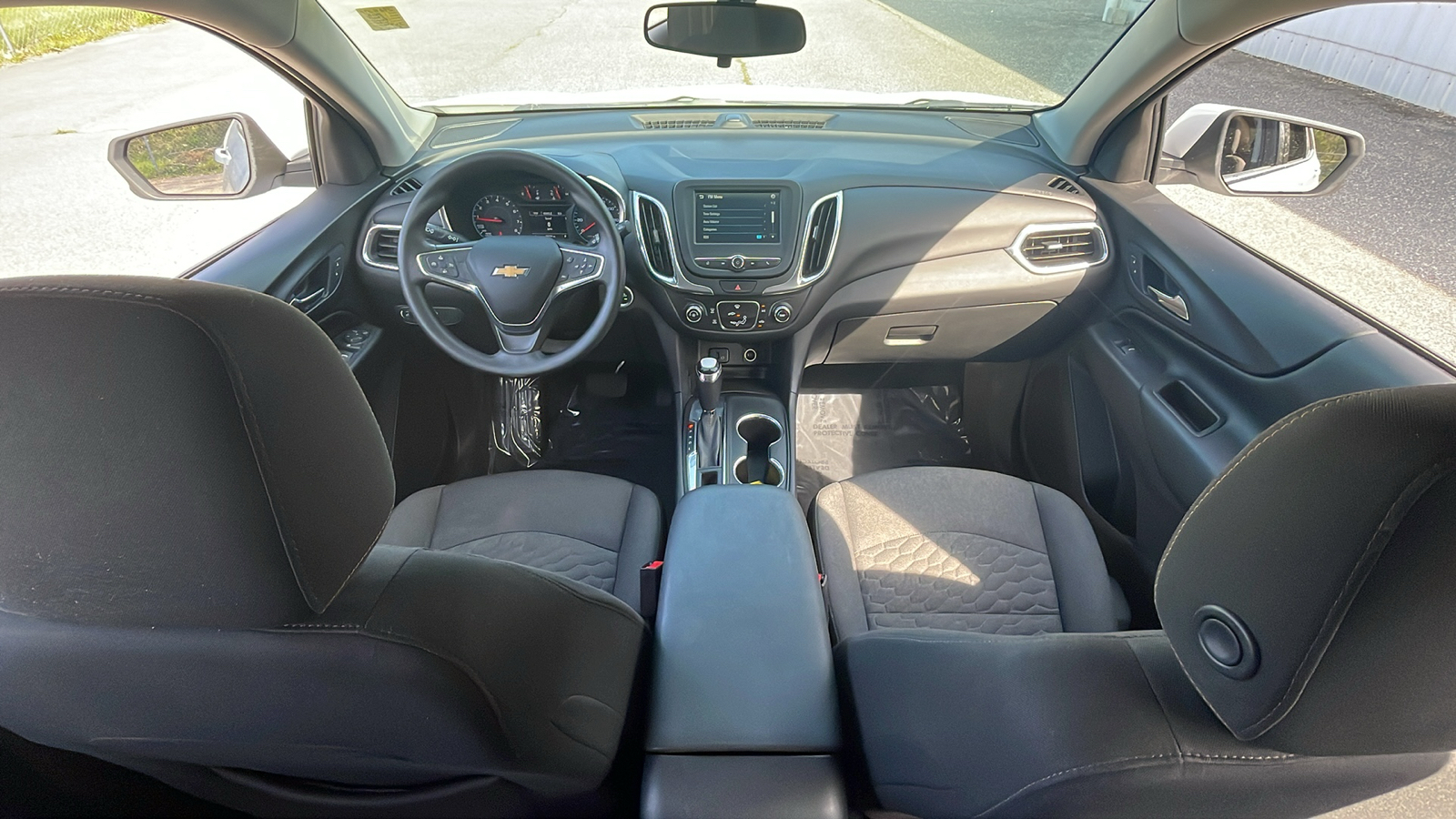 2018 Chevrolet Equinox LT 29