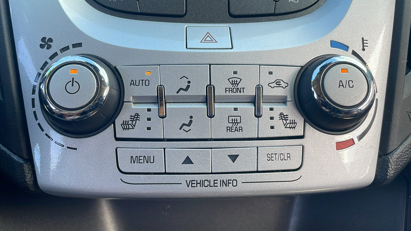 2016 Chevrolet Equinox LTZ 22
