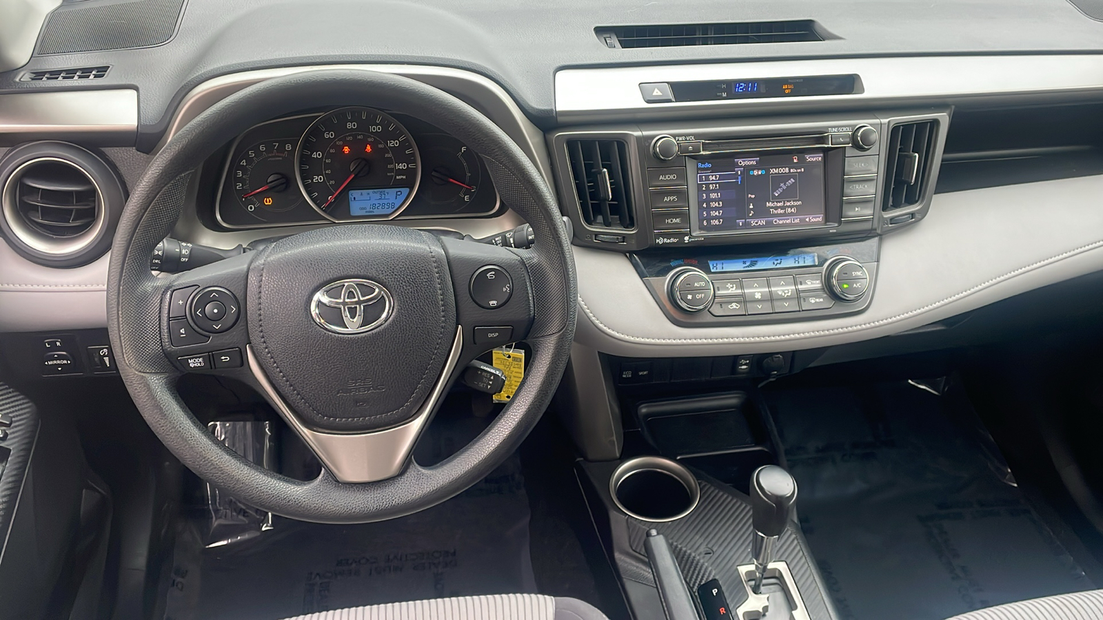 2014 Toyota RAV4 XLE 12