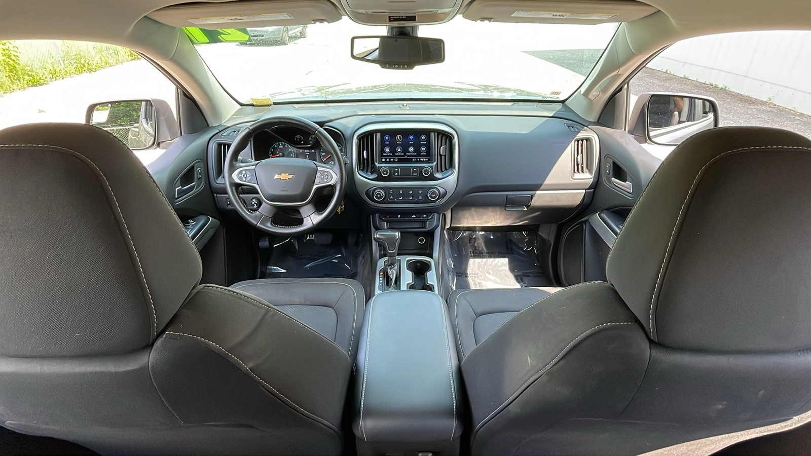 2021 Chevrolet Colorado LT 29