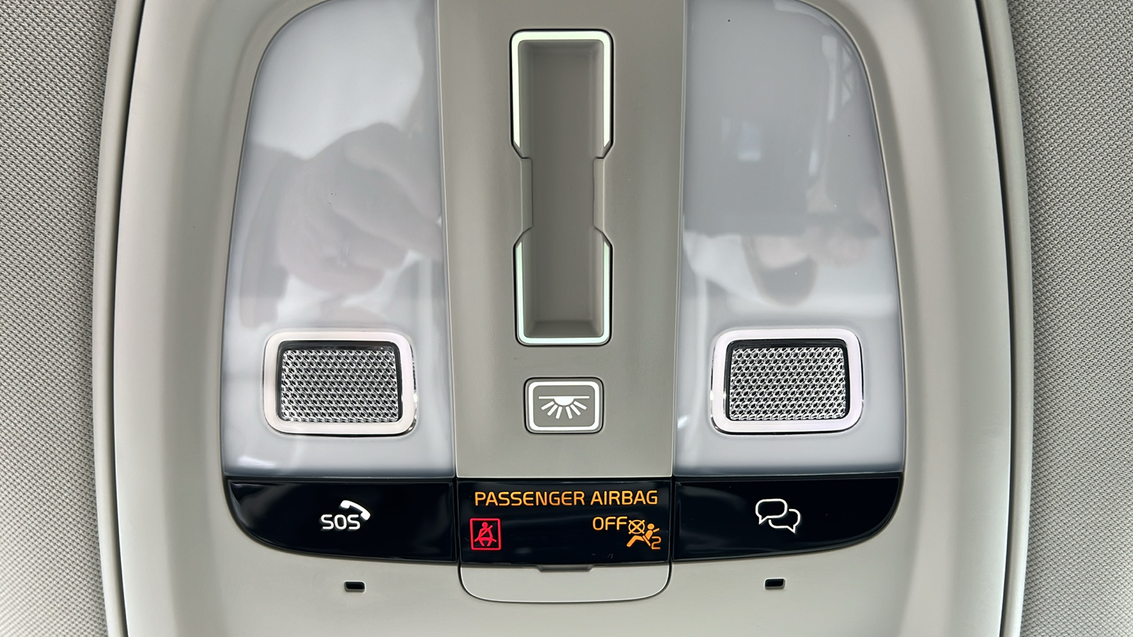 2024 Volvo XC90 Recharge Plug-In Hybrid T8 Plus Bright Theme 7 Passenger 25