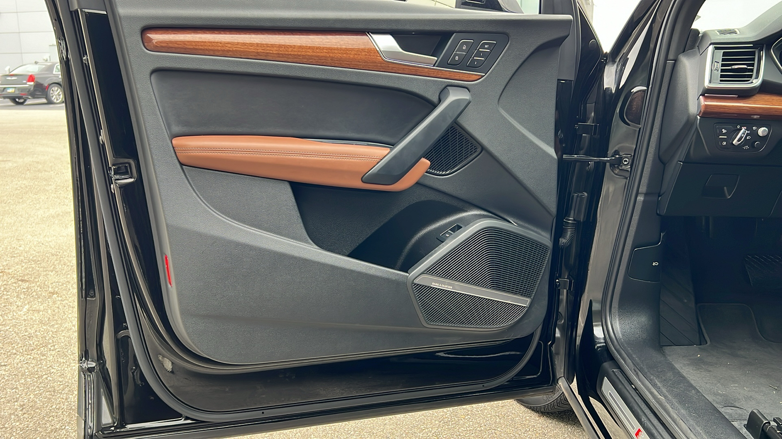 2022 Audi Q5 45 S line Prestige 10