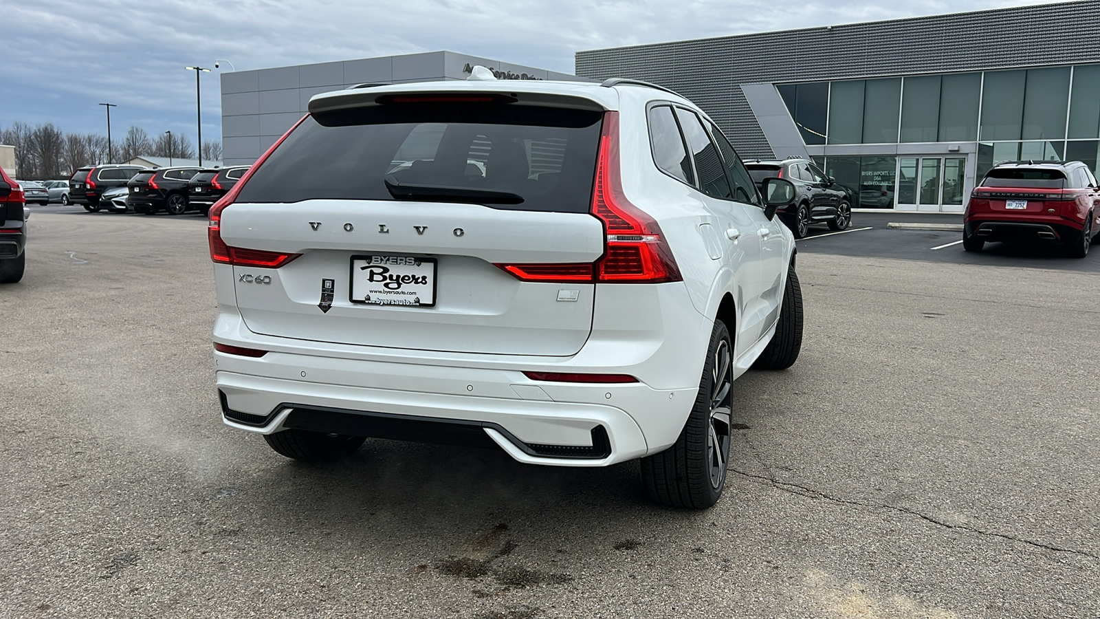 2024 Volvo XC60 Recharge Plug-In Hybrid Ultimate 3