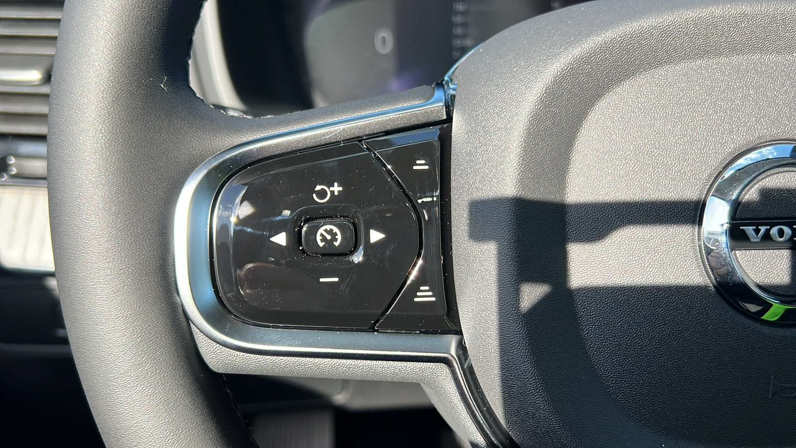 2024 Volvo XC90 Recharge Plug-In Hybrid Ultimate 18