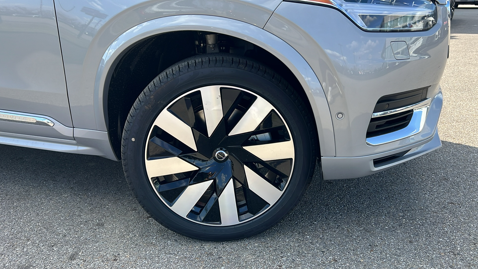 2024 Volvo XC90 Recharge Plug-In Hybrid Ultimate 38