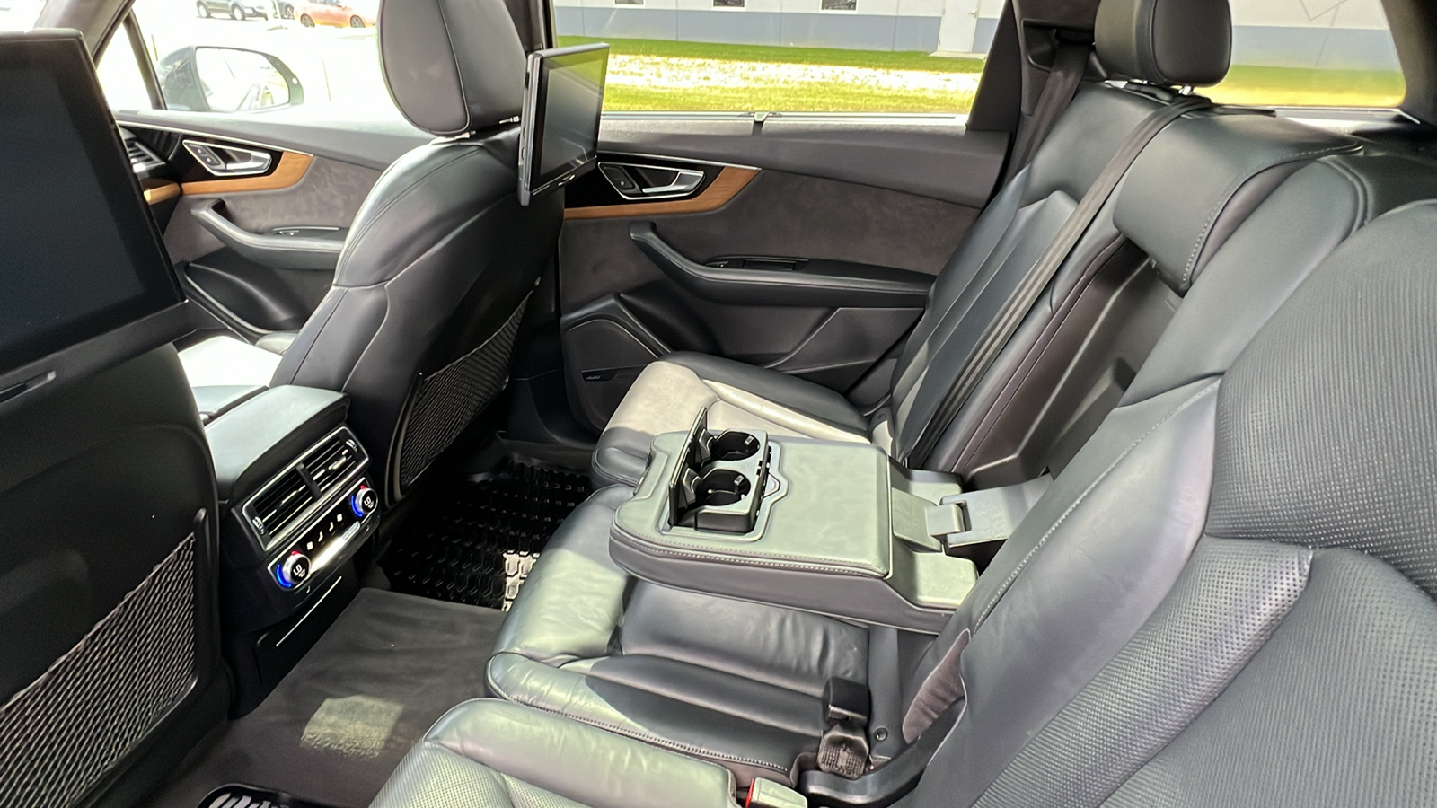 2017 Audi Q7 3.0T Prestige 25
