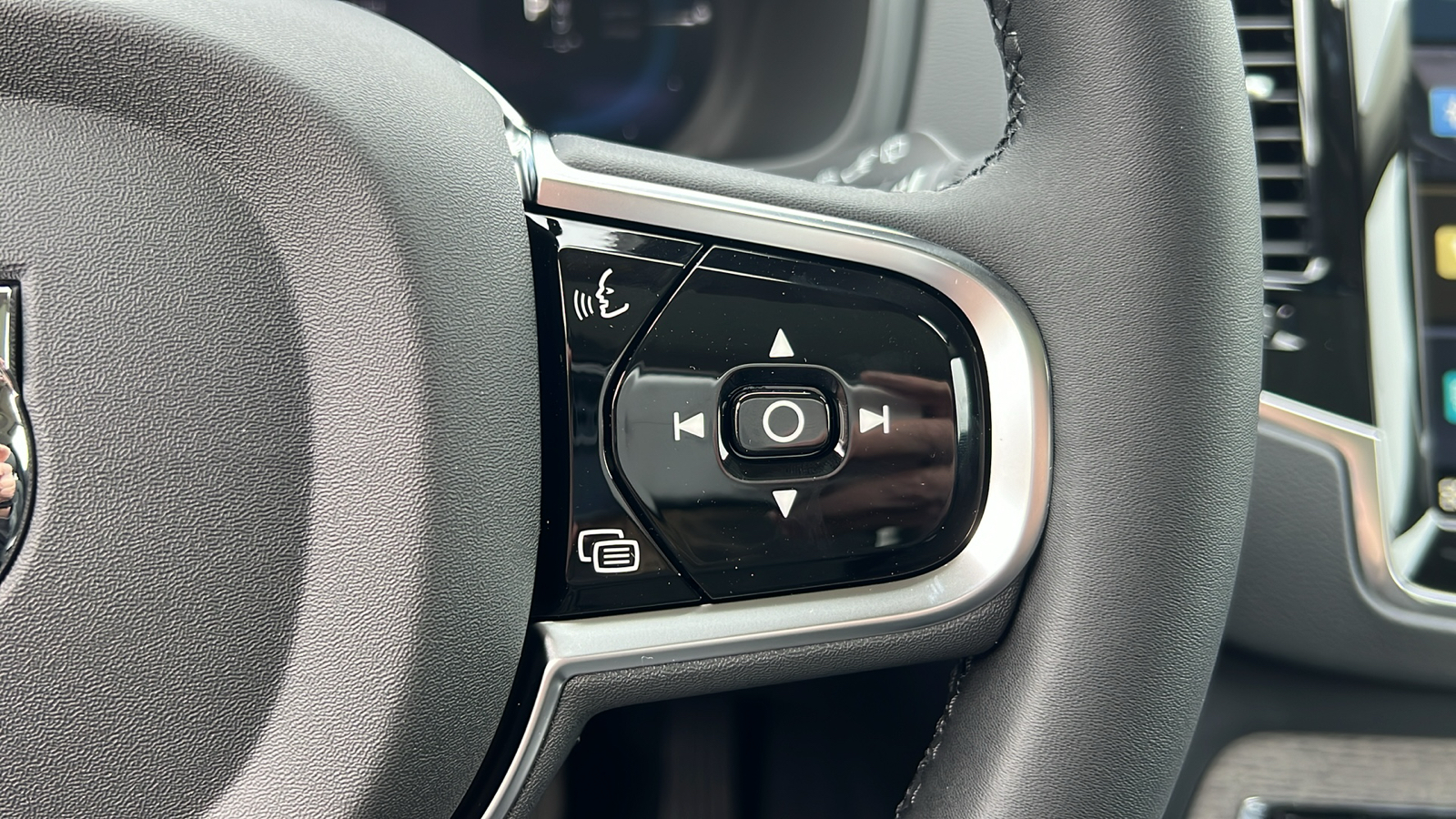 2024 Volvo XC90 Recharge Plug-In Hybrid Ultimate 19