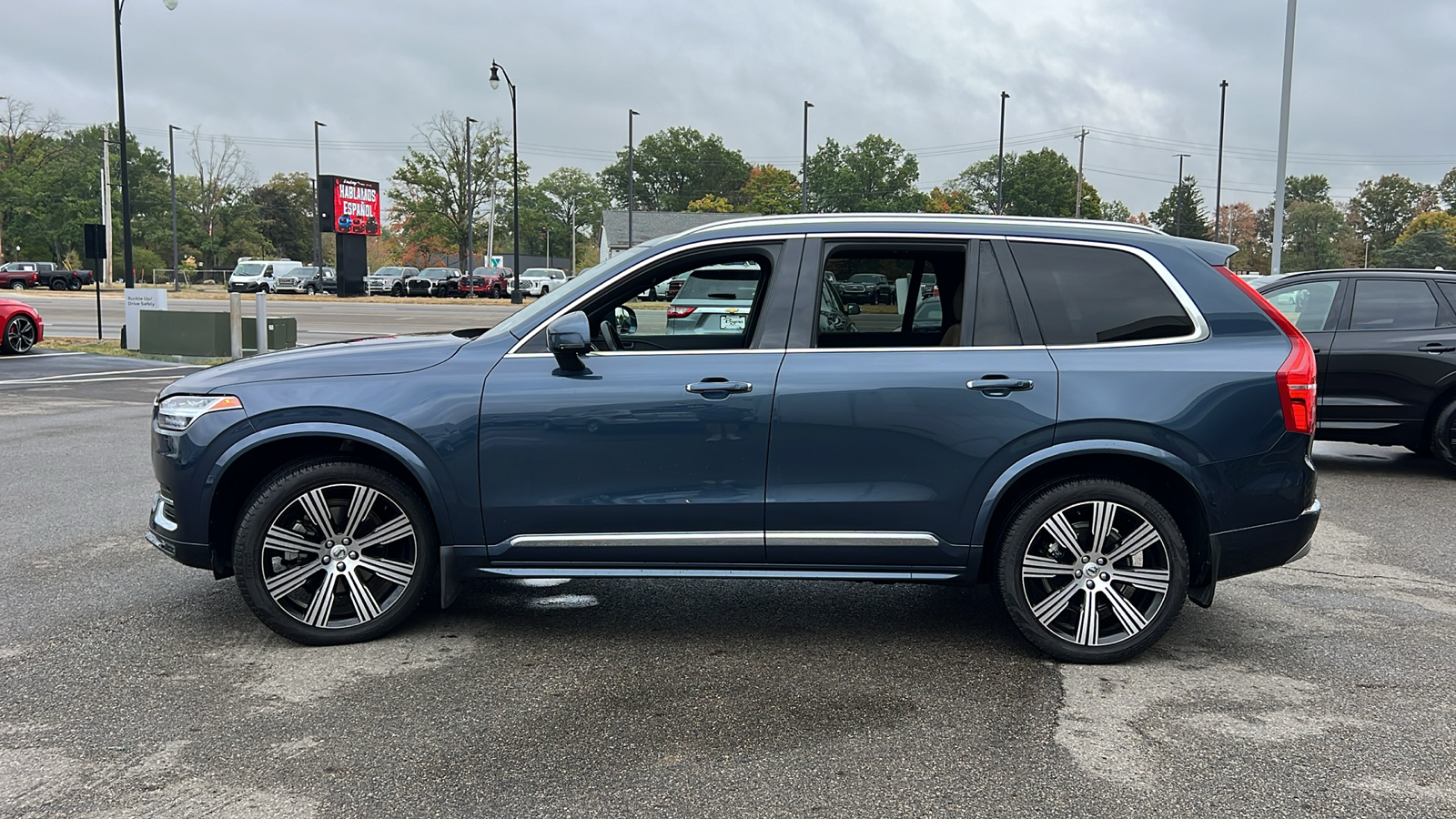 2022 Volvo XC90 T6 Inscription 5