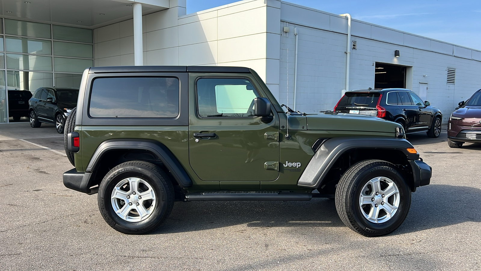 2021 Jeep Wrangler Sport S 2