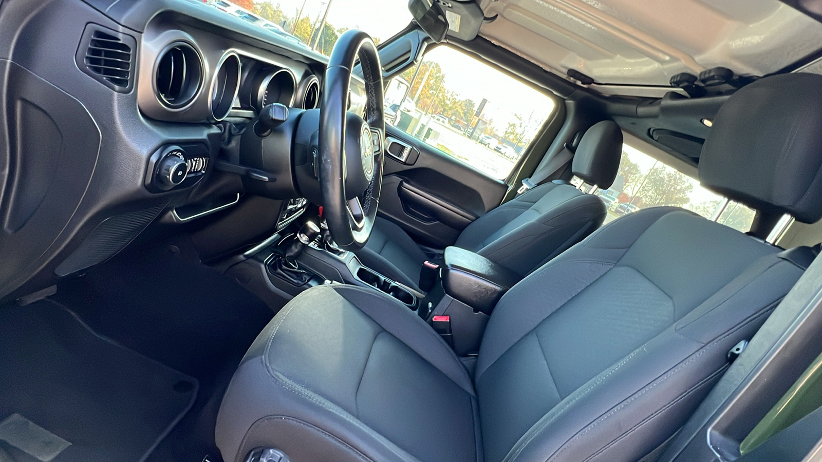 2021 Jeep Wrangler Sport S 8