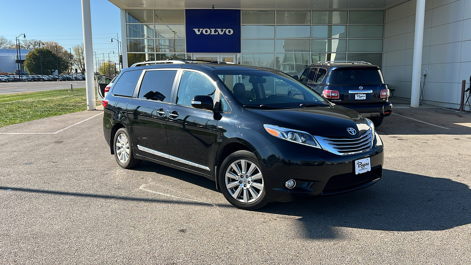 2017 Toyota Sienna Limited 1