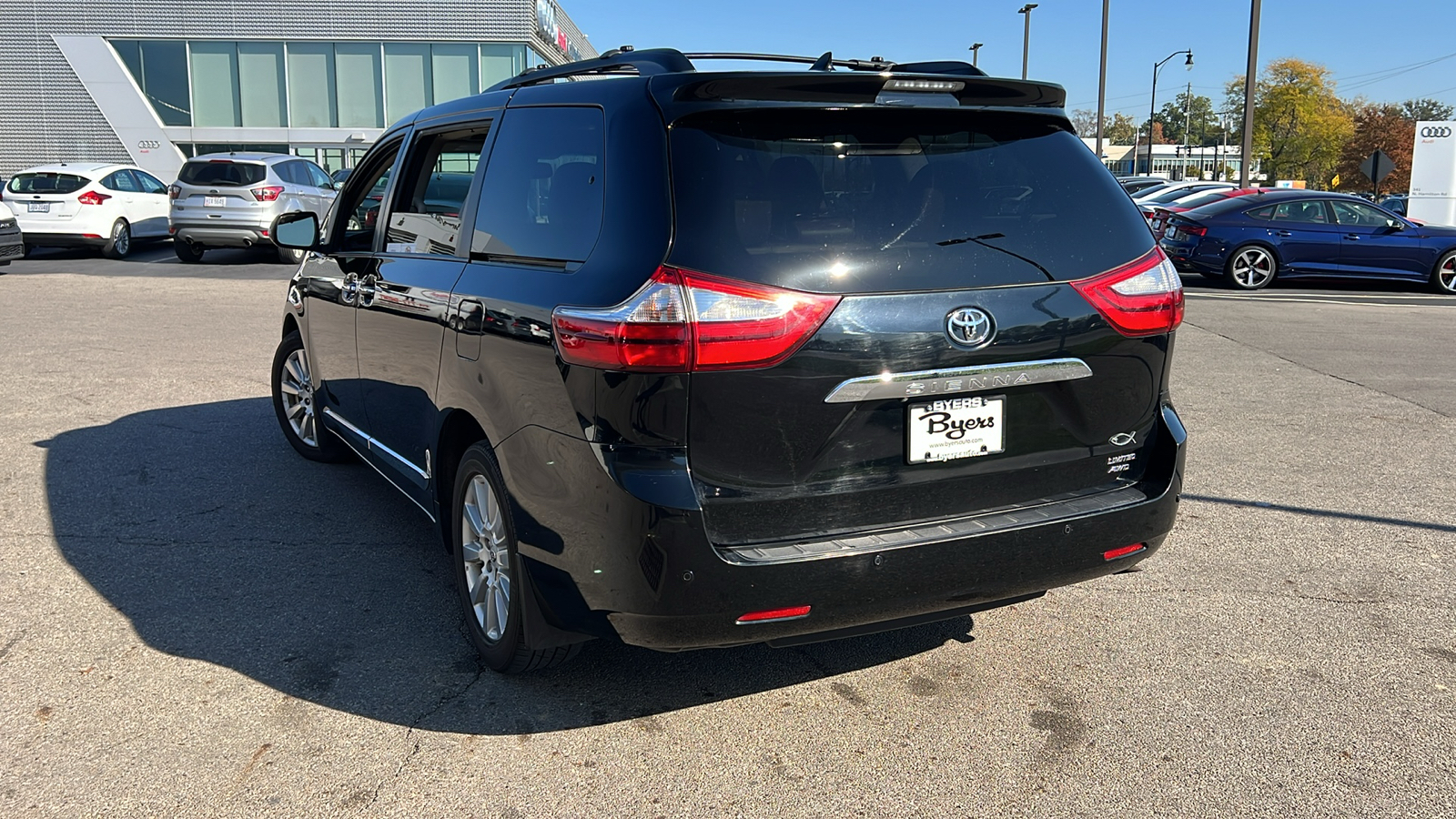 2017 Toyota Sienna Limited 4