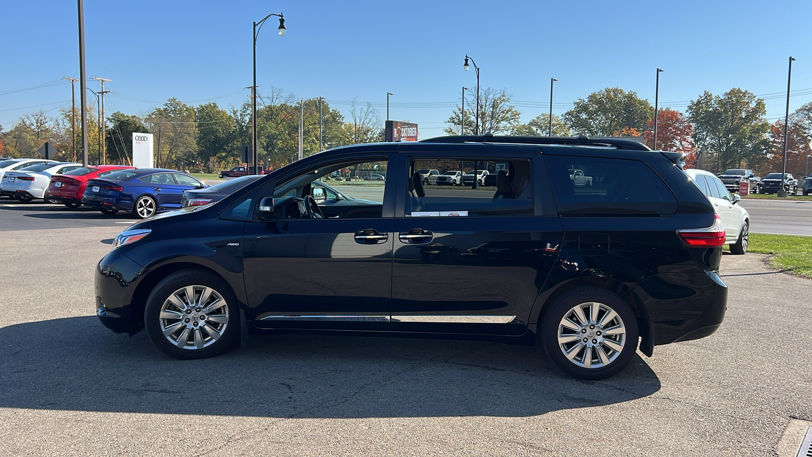 2017 Toyota Sienna Limited 5