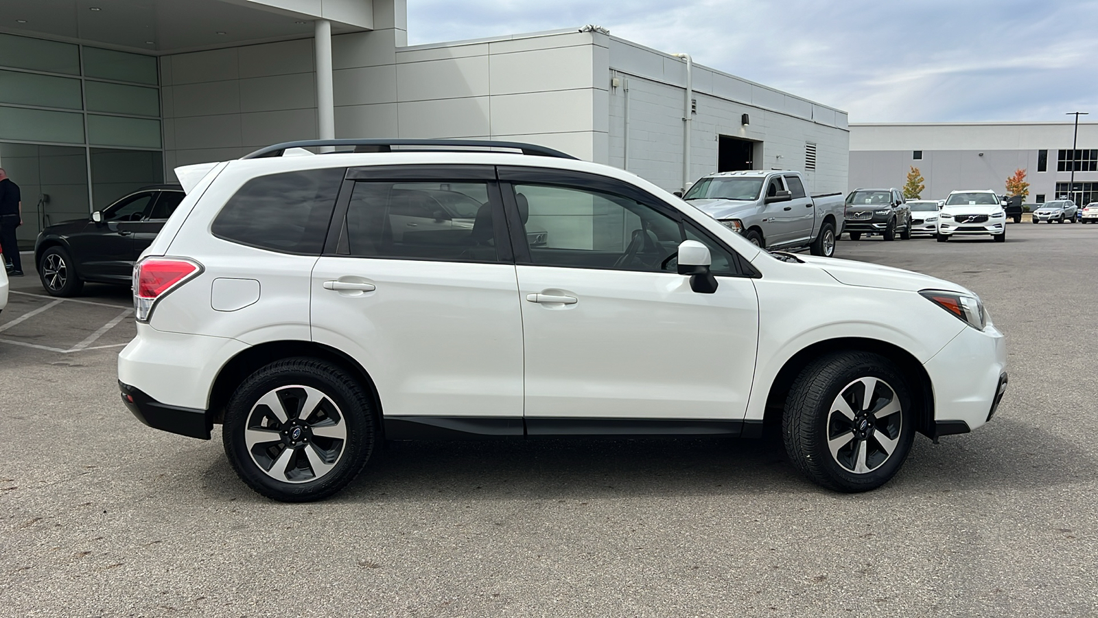 2017 Subaru Forester 2.5i Premium 2