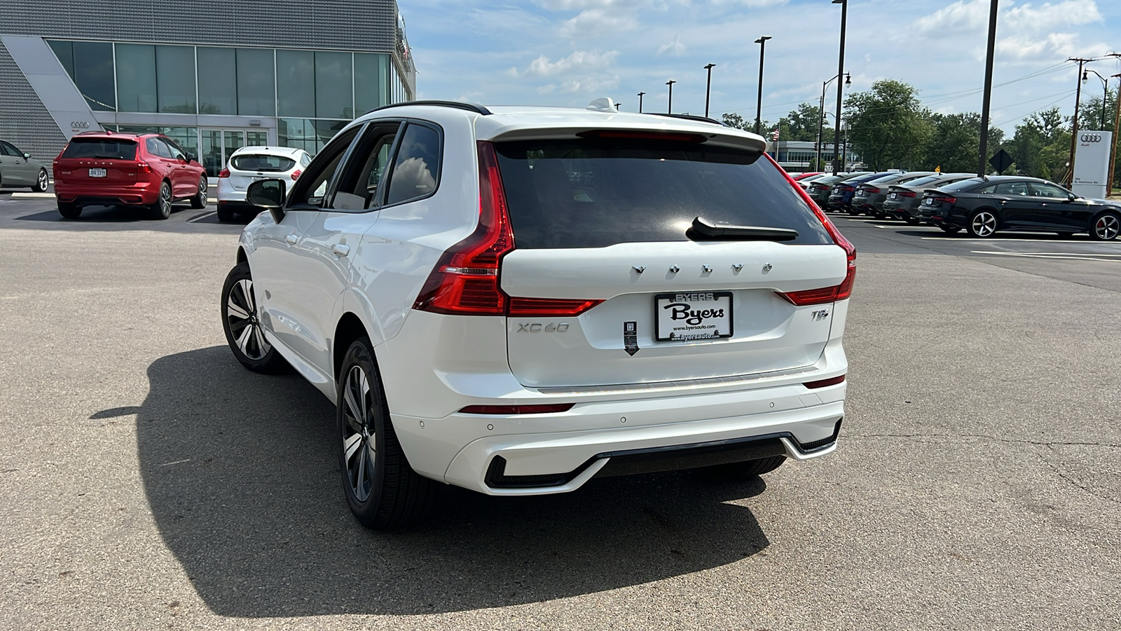 2025 Volvo XC60 Plug-In Hybrid T8 Plus 4