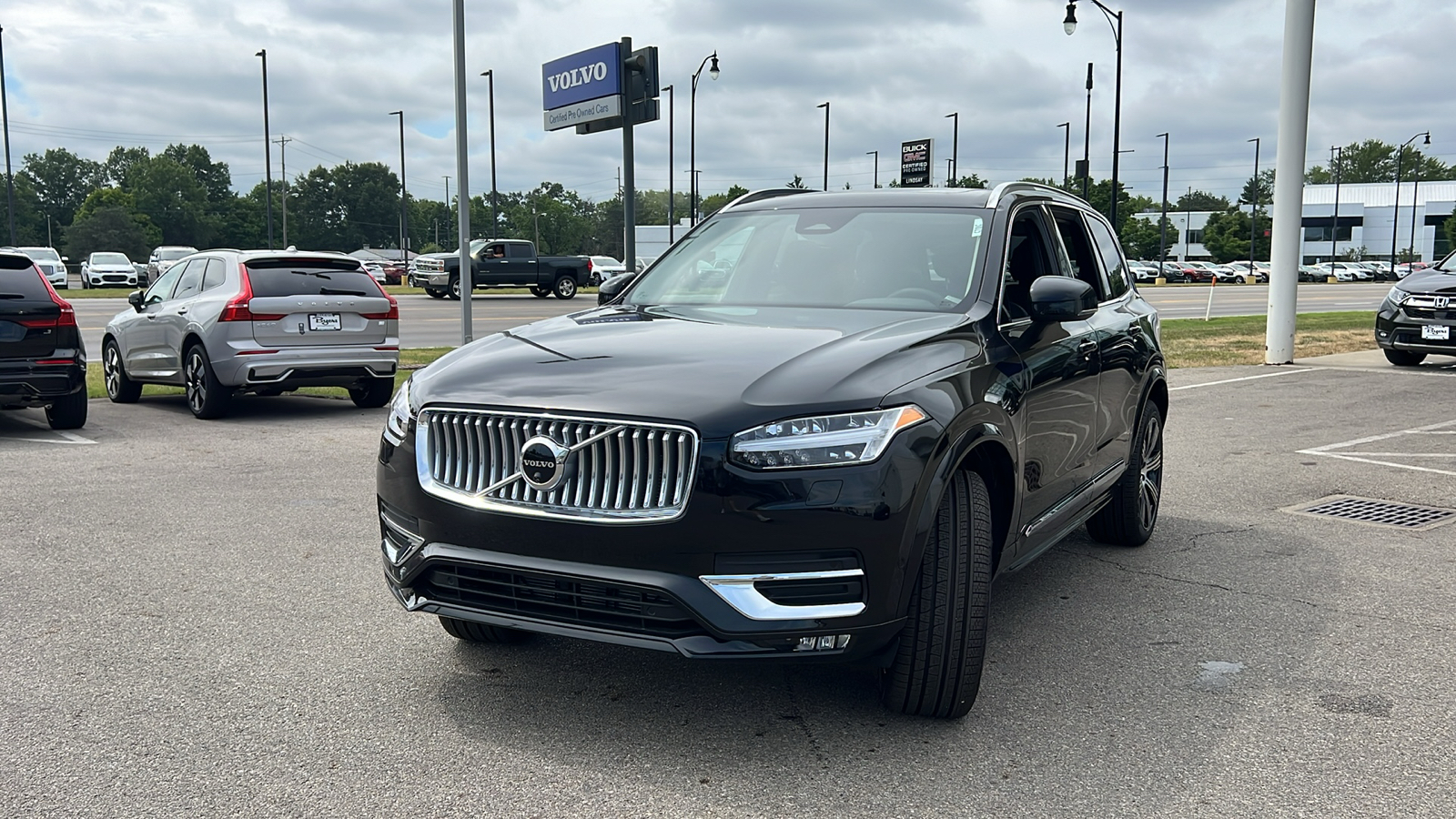 2025 Volvo XC90 B6 Plus 7-Seater 6