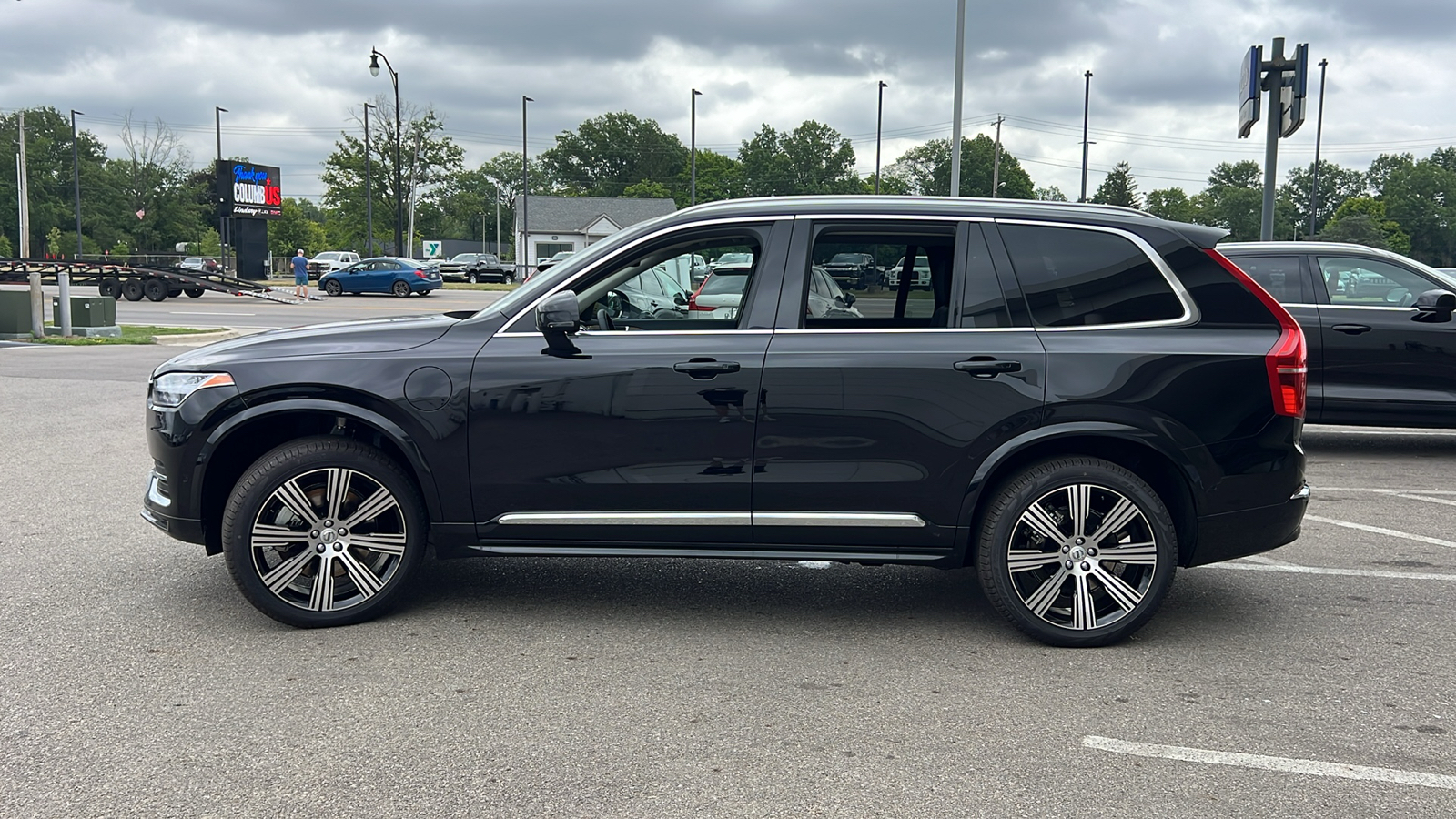 2025 Volvo XC90 Plug-In Hybrid T8 Plus 5