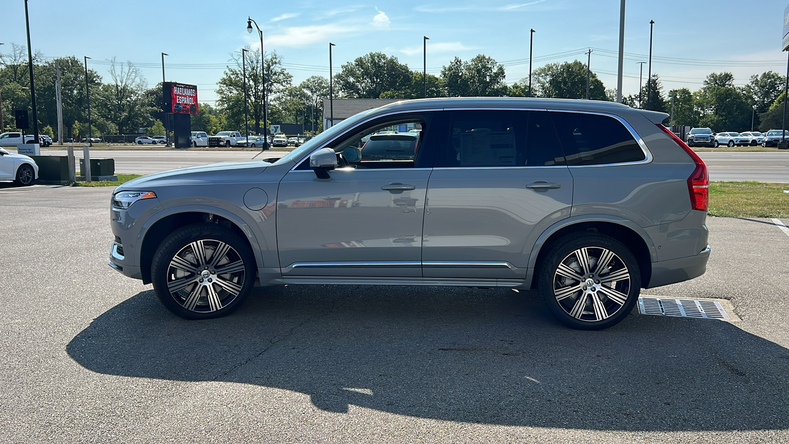 2025 Volvo XC90 Plug-In Hybrid T8 Plus 5