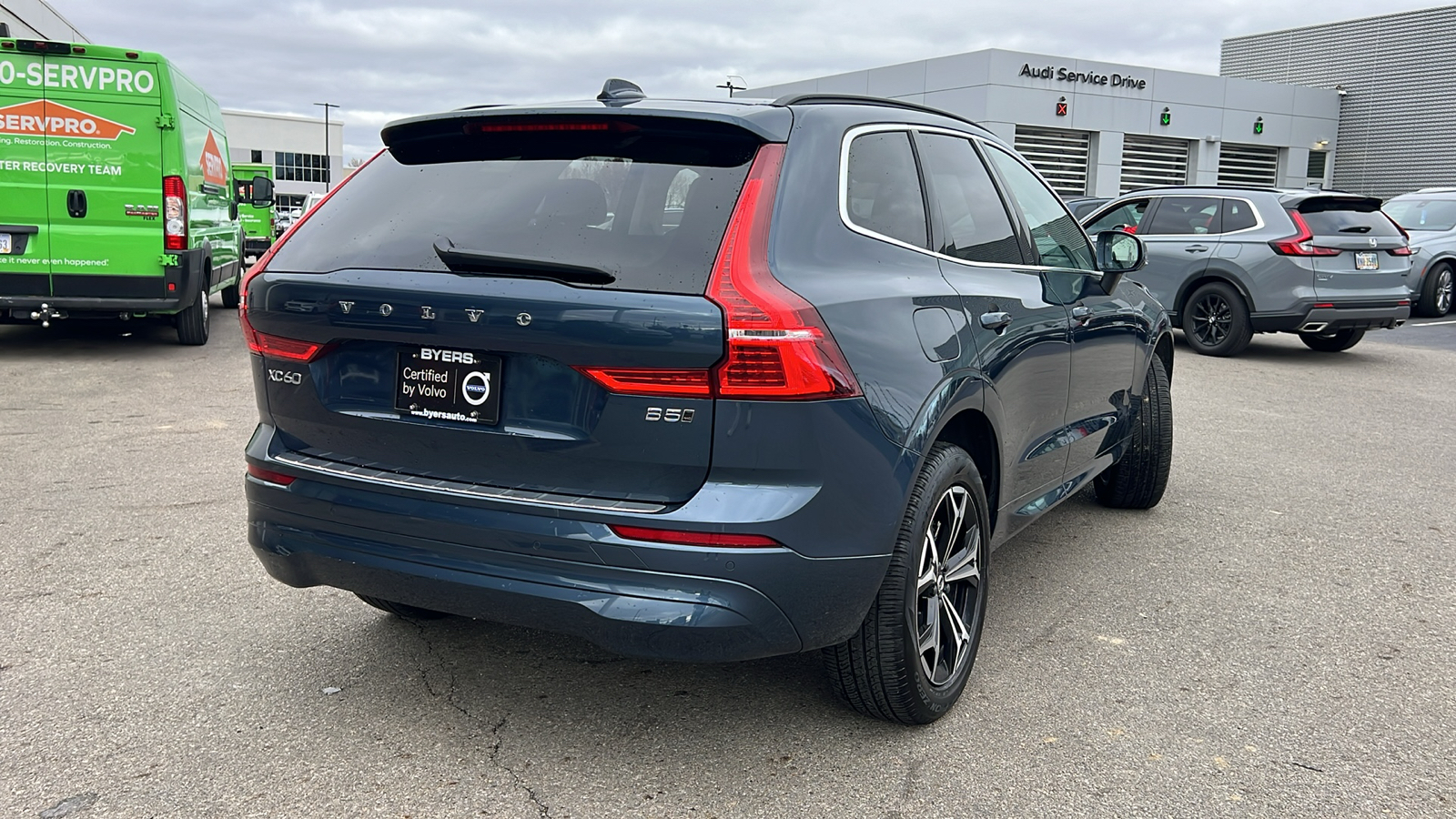 2022 Volvo XC60 B5 Momentum 3