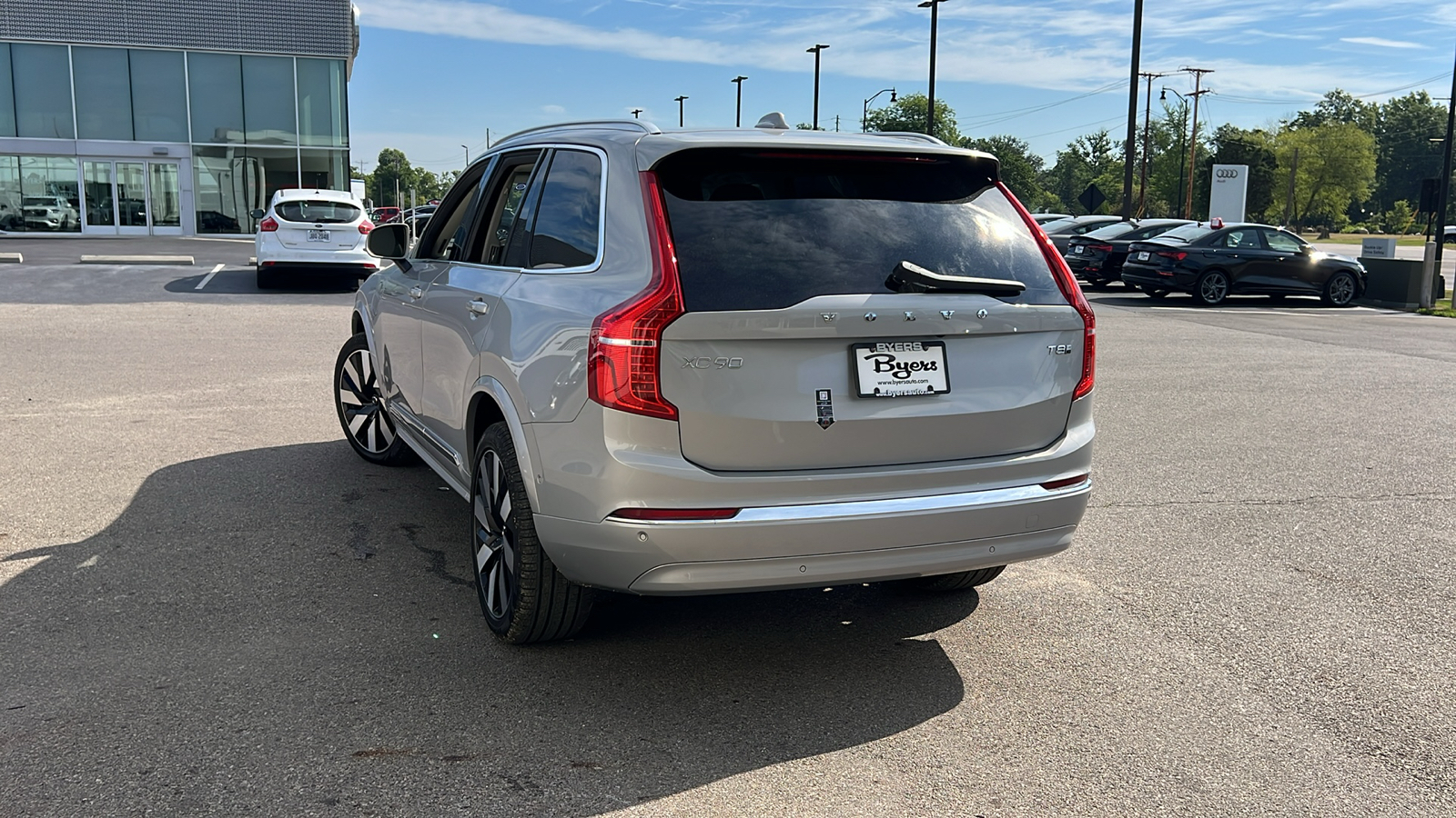 2025 Volvo XC90 Plug-In Hybrid T8 Plus 4