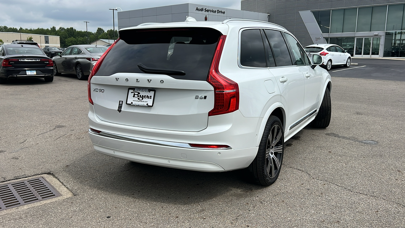 2025 Volvo XC90 B6 Plus 7-Seater 3