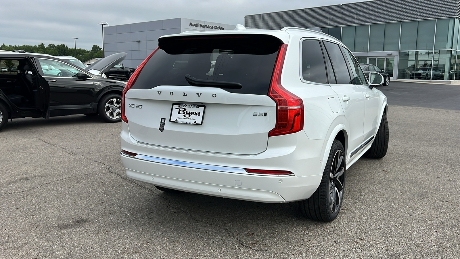 2025 Volvo XC90 B5 Plus 3