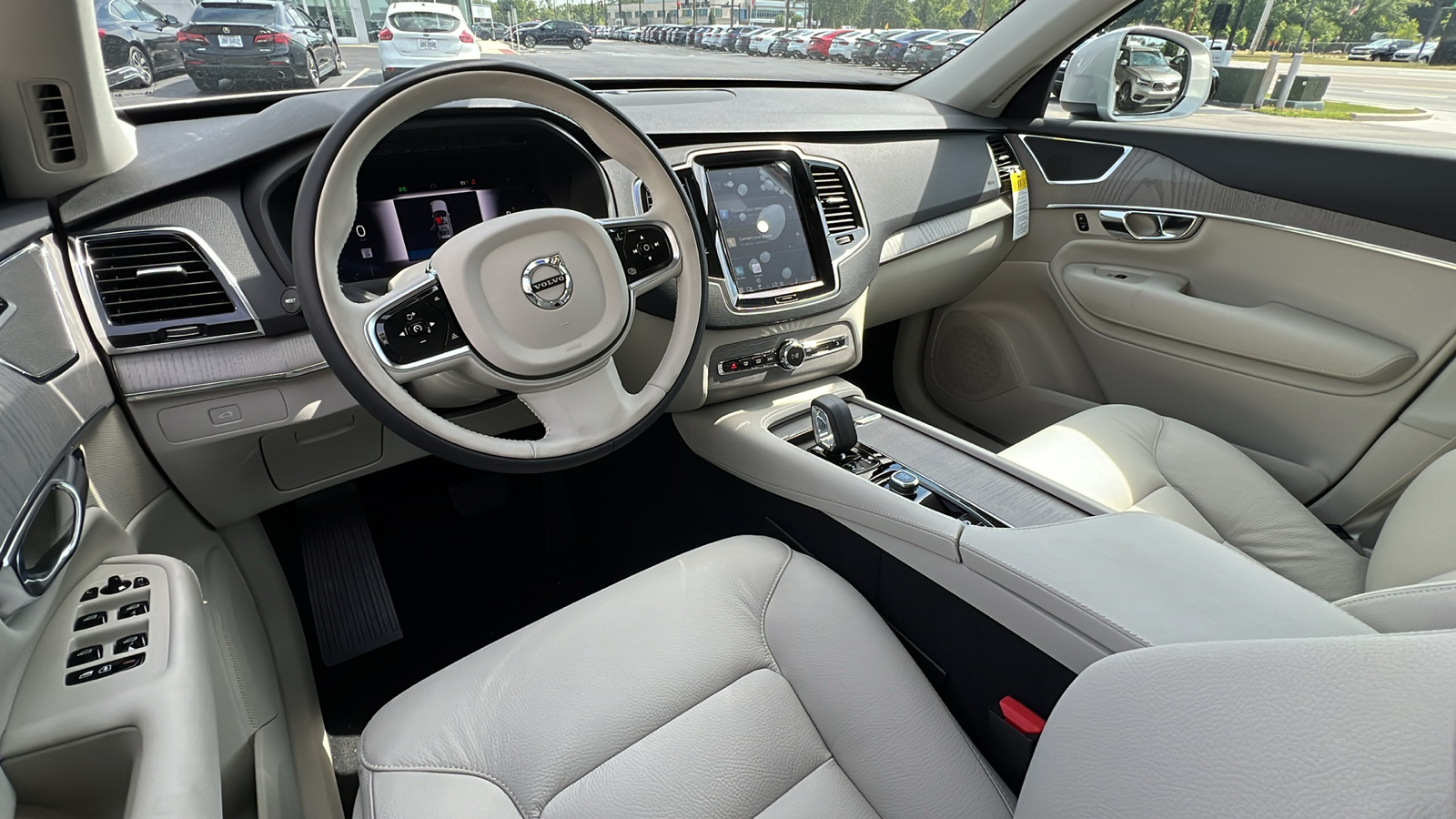 2025 Volvo XC90 B6 Plus 7-Seater 7