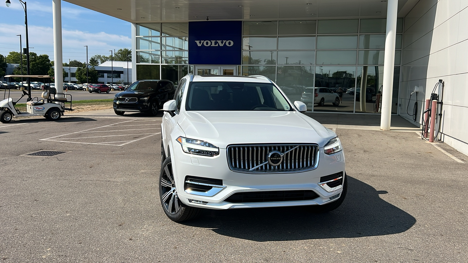 2025 Volvo XC90 B6 Plus 7-Seater 1