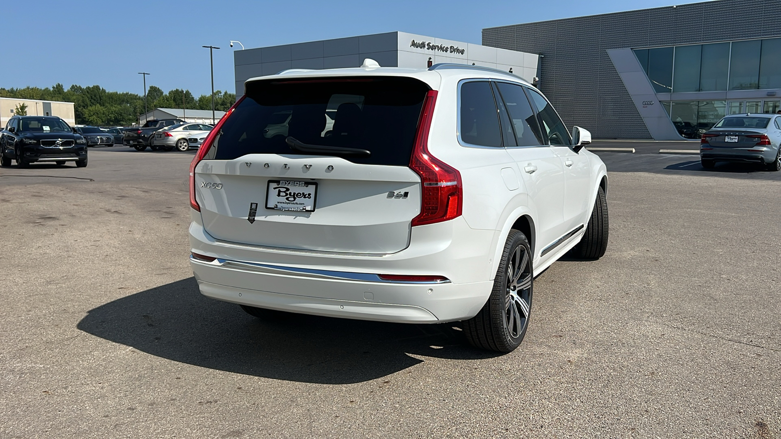 2025 Volvo XC90 B6 Plus 7-Seater 3