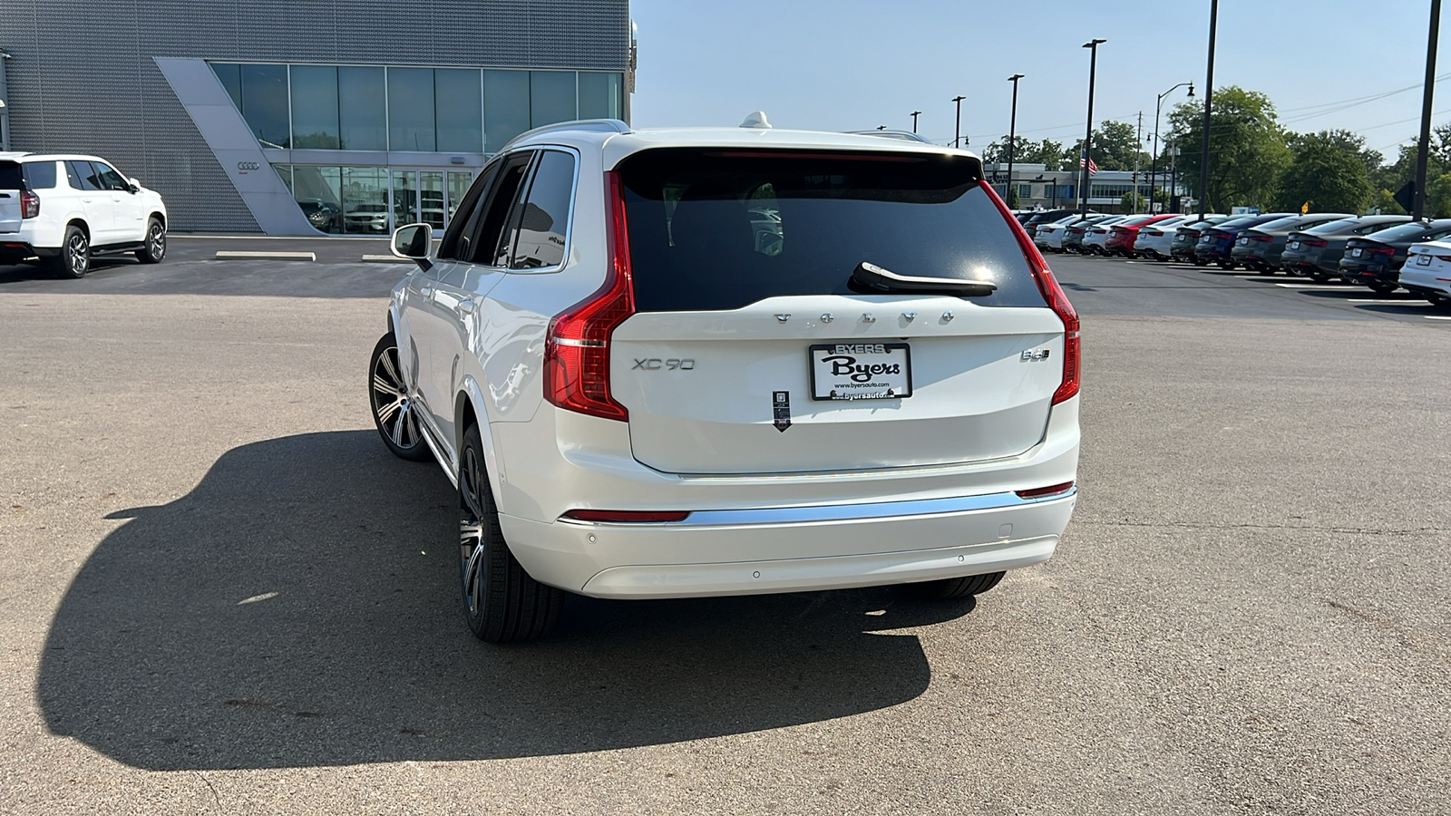 2025 Volvo XC90 B6 Plus 7-Seater 4