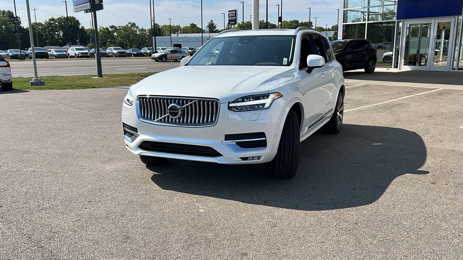 2025 Volvo XC90 B6 Plus 7-Seater 6