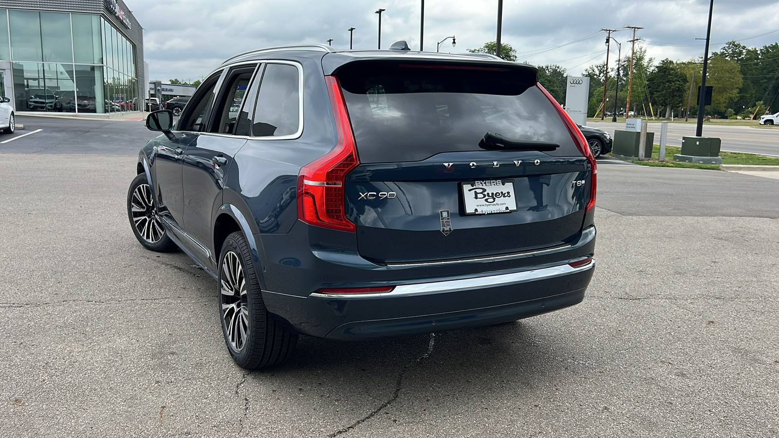 2025 Volvo XC90 Plug-In Hybrid T8 Plus 4