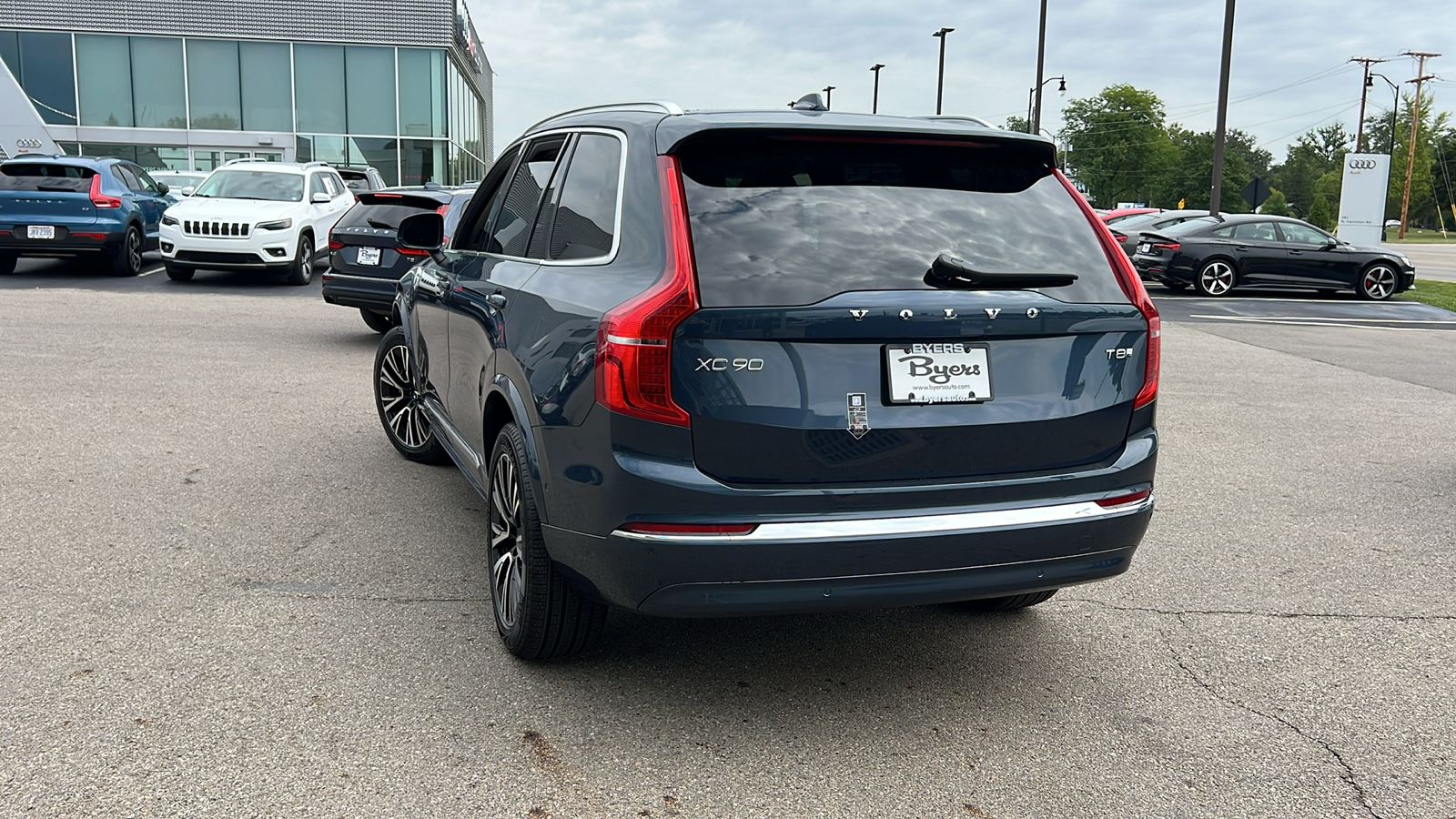 2025 Volvo XC90 Plug-In Hybrid T8 Plus 4