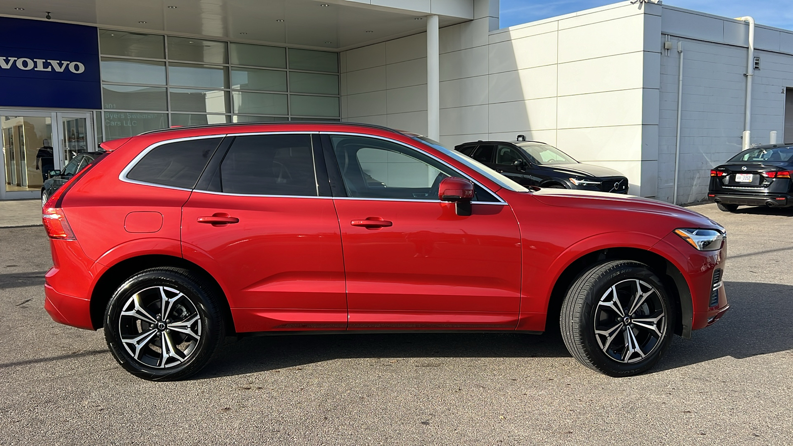 2022 Volvo XC60 B5 Momentum 2