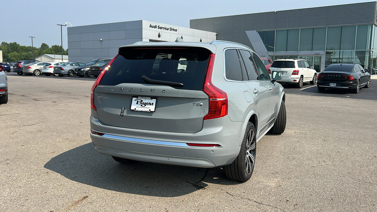 2025 Volvo XC90 Plug-In Hybrid T8 Ultra 3