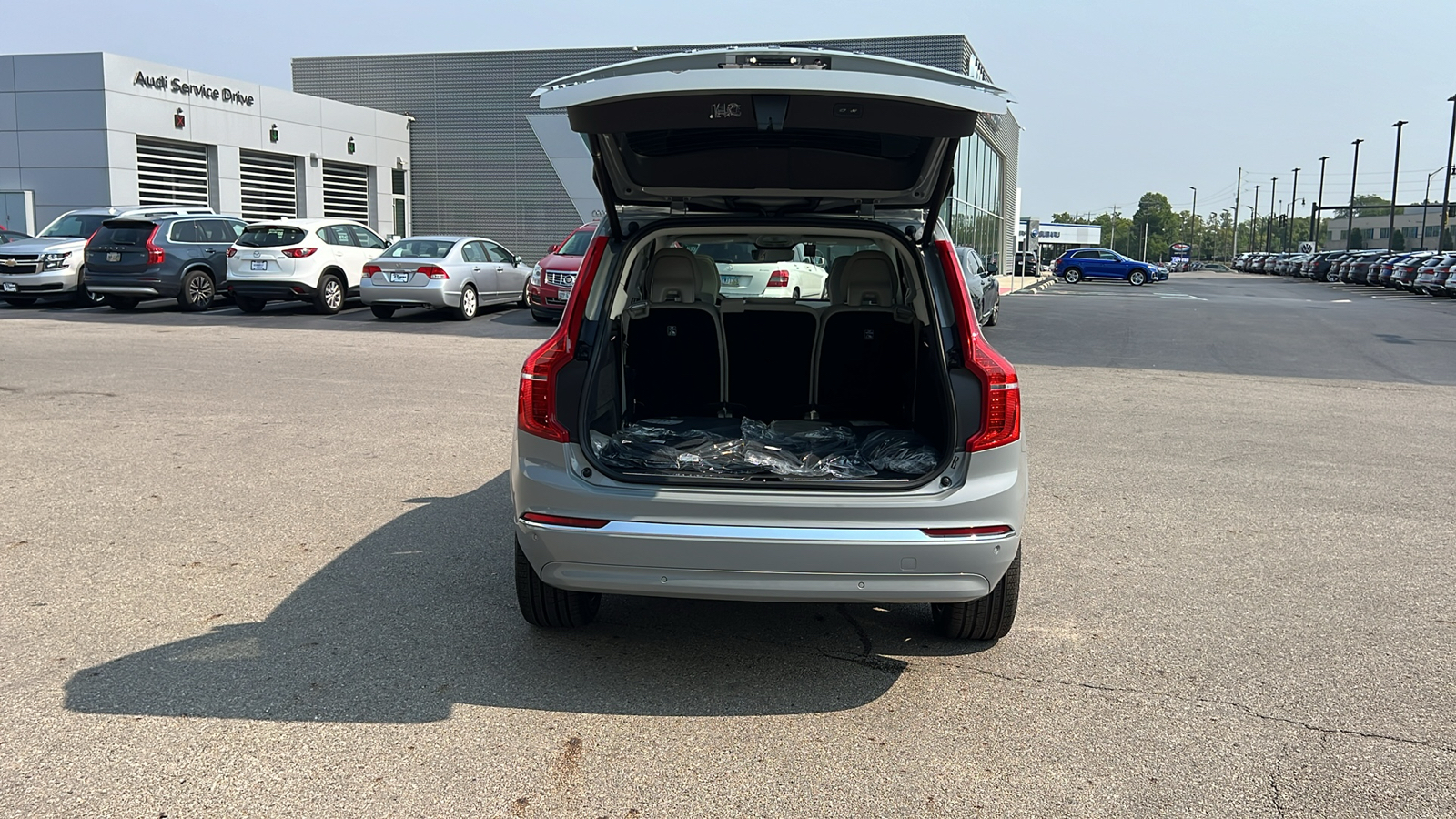 2025 Volvo XC90 Plug-In Hybrid T8 Ultra 35