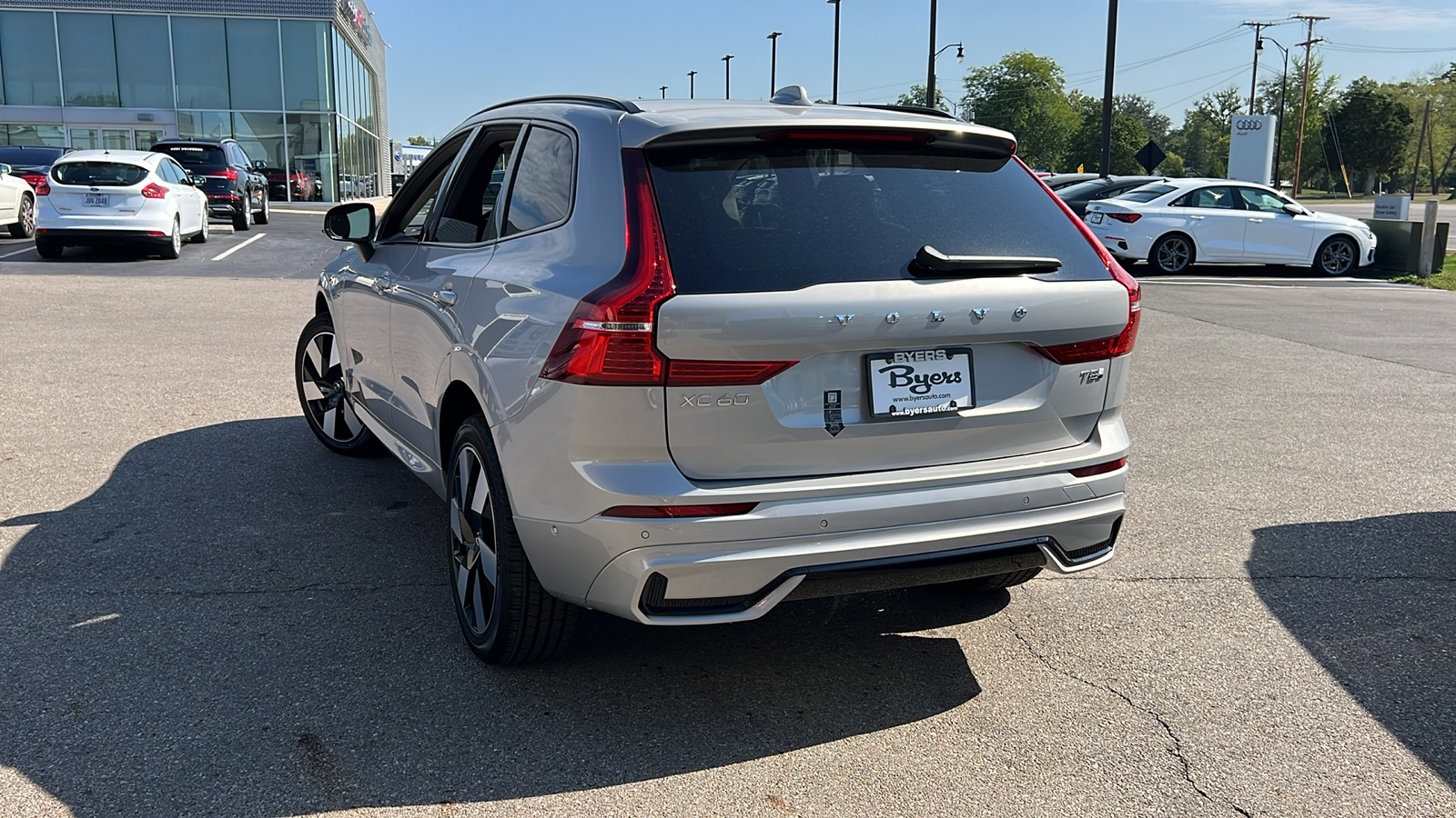 2025 Volvo XC60 Plug-In Hybrid T8 Plus 4