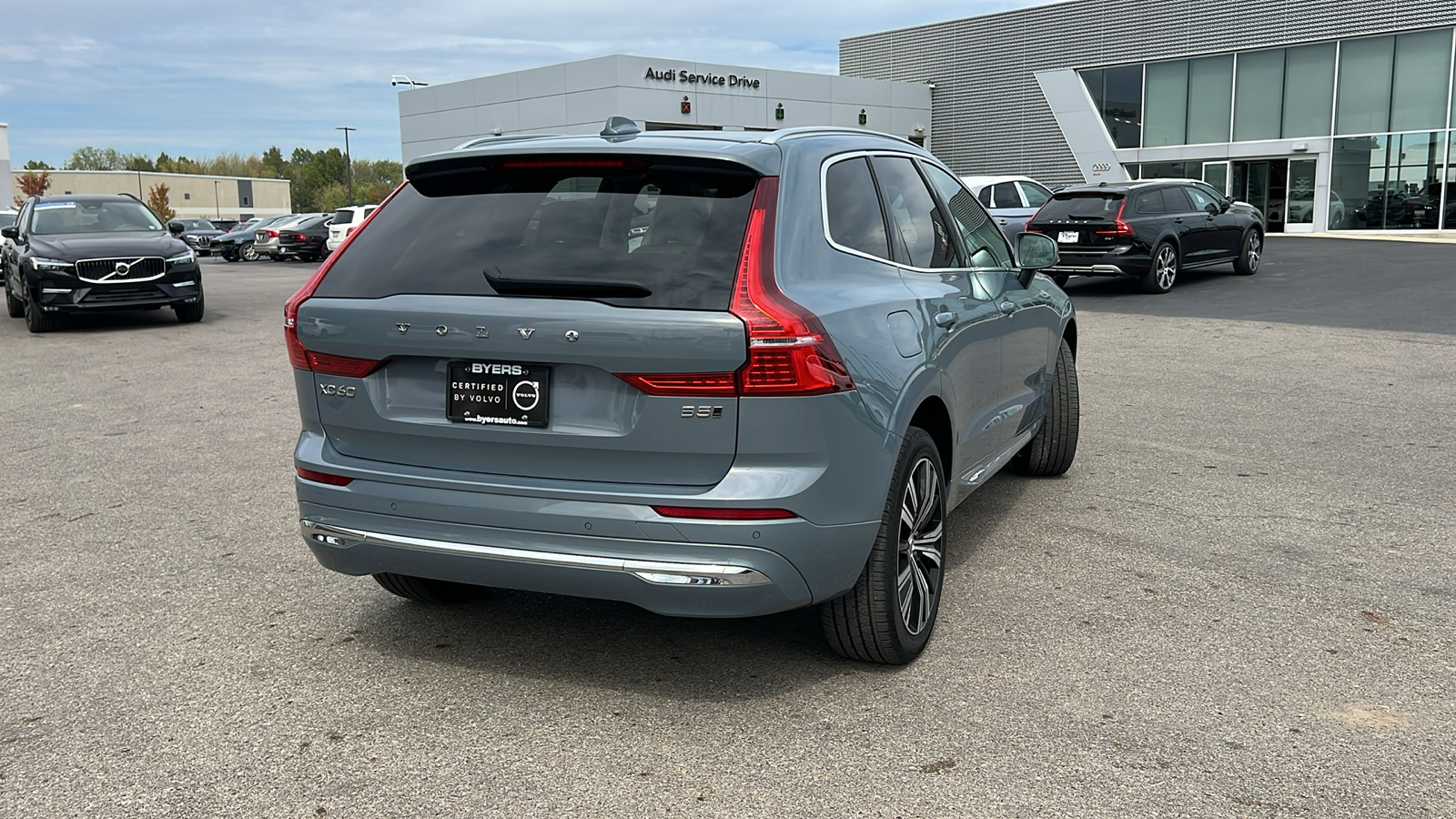 2022 Volvo XC60 B5 Inscription 3