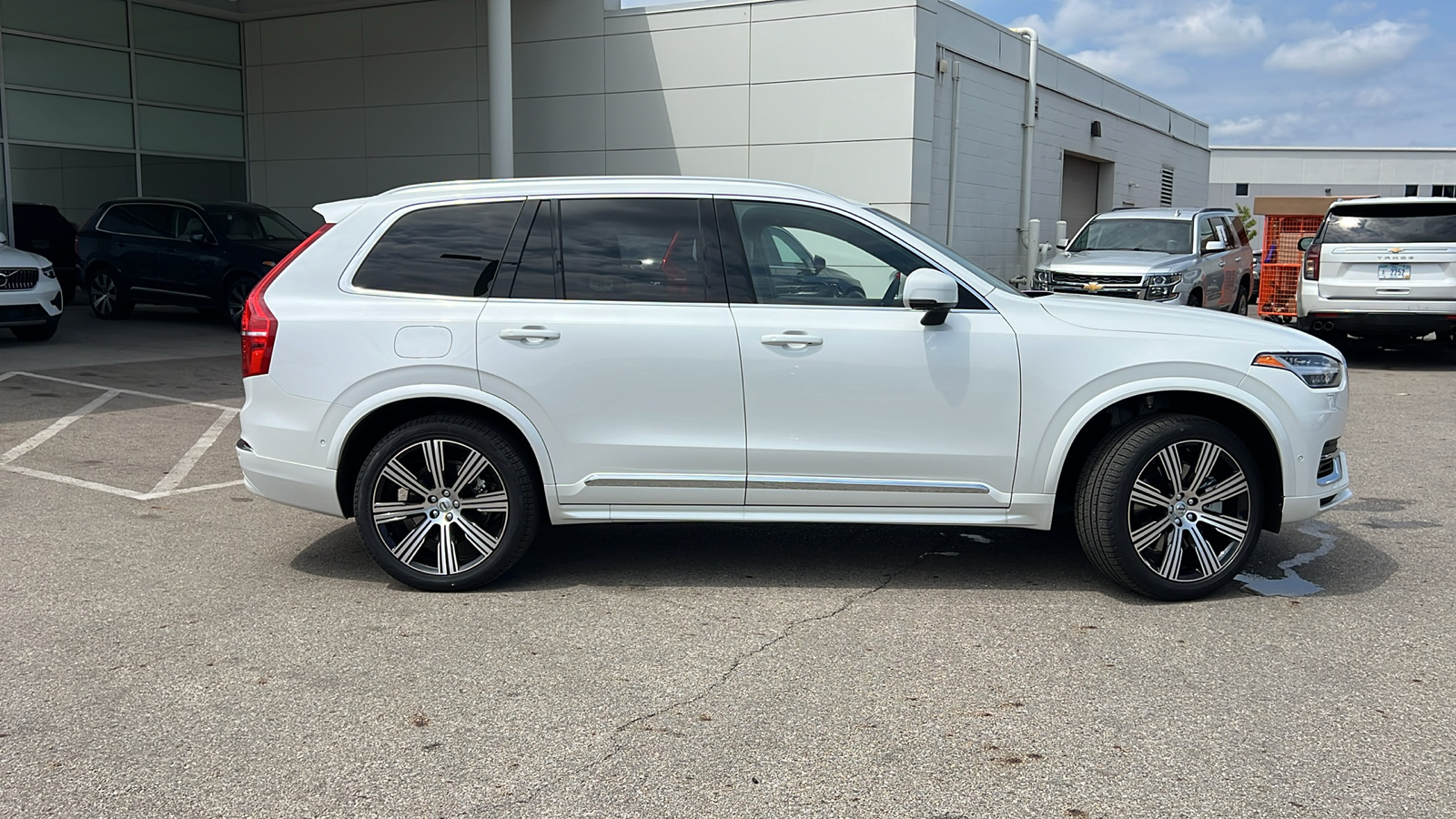 2025 Volvo XC90 Plug-In Hybrid T8 Ultra 2