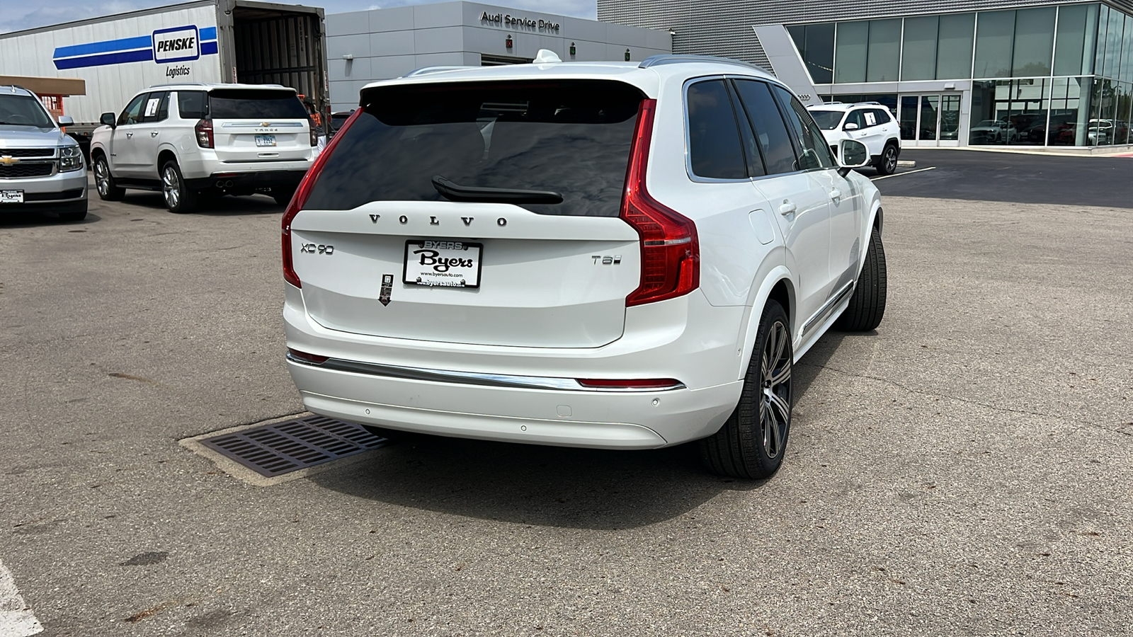 2025 Volvo XC90 Plug-In Hybrid T8 Ultra 3