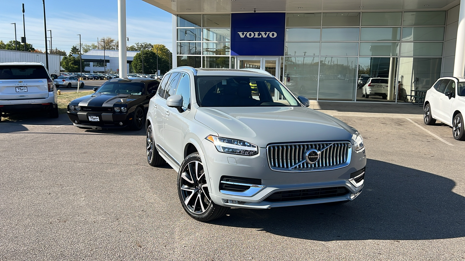 2025 Volvo XC90 B5 Plus 1