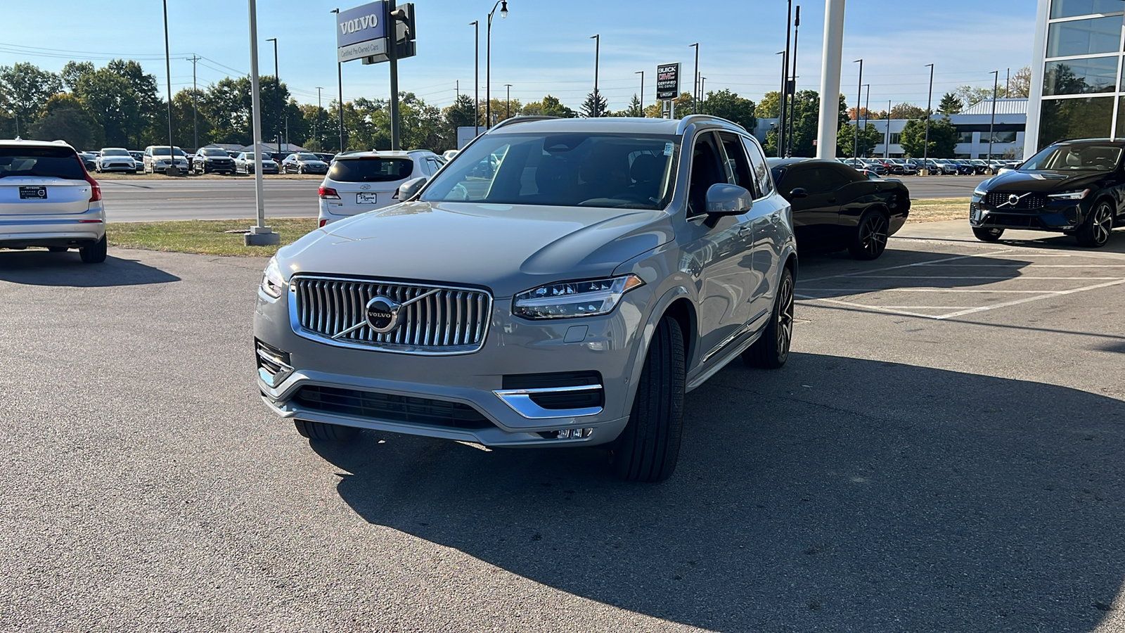 2025 Volvo XC90 B5 Plus 6