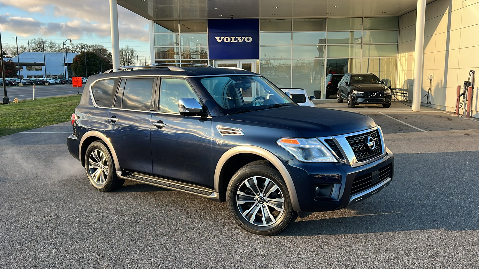 2020 Nissan Armada SL 1