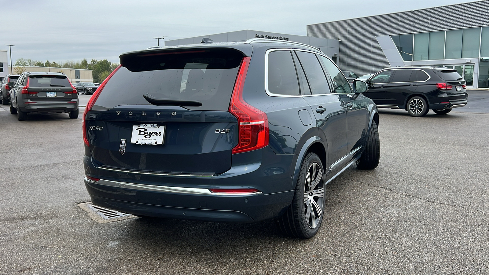 2025 Volvo XC90 B6 Plus 6-Seater 3