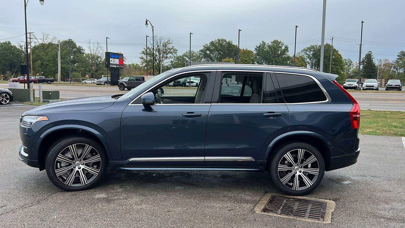 2025 Volvo XC90 B6 Plus 6-Seater 5