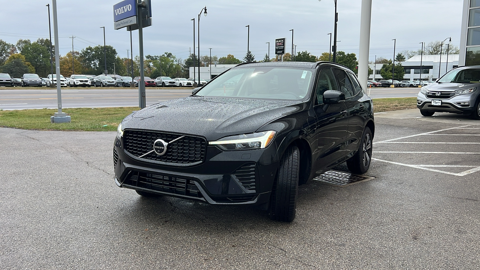 2025 Volvo XC60 Plug-In Hybrid T8 Plus 6