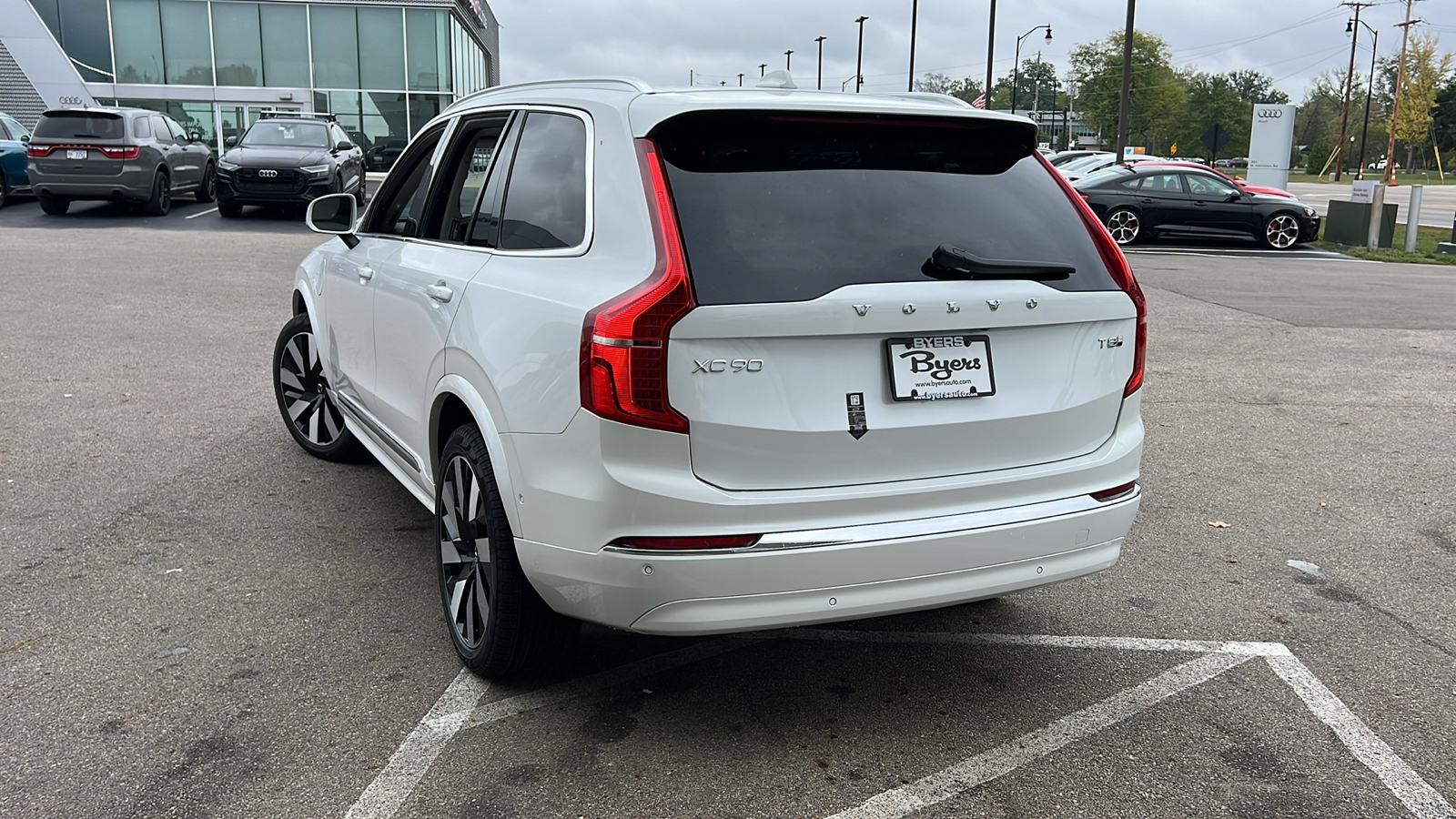 2025 Volvo XC90 Plug-In Hybrid T8 Plus 4