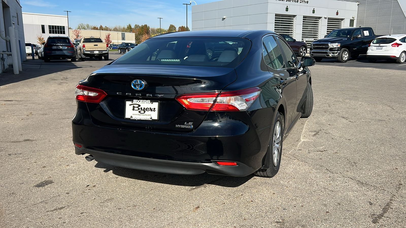 2018 Toyota Camry Hybrid LE 3